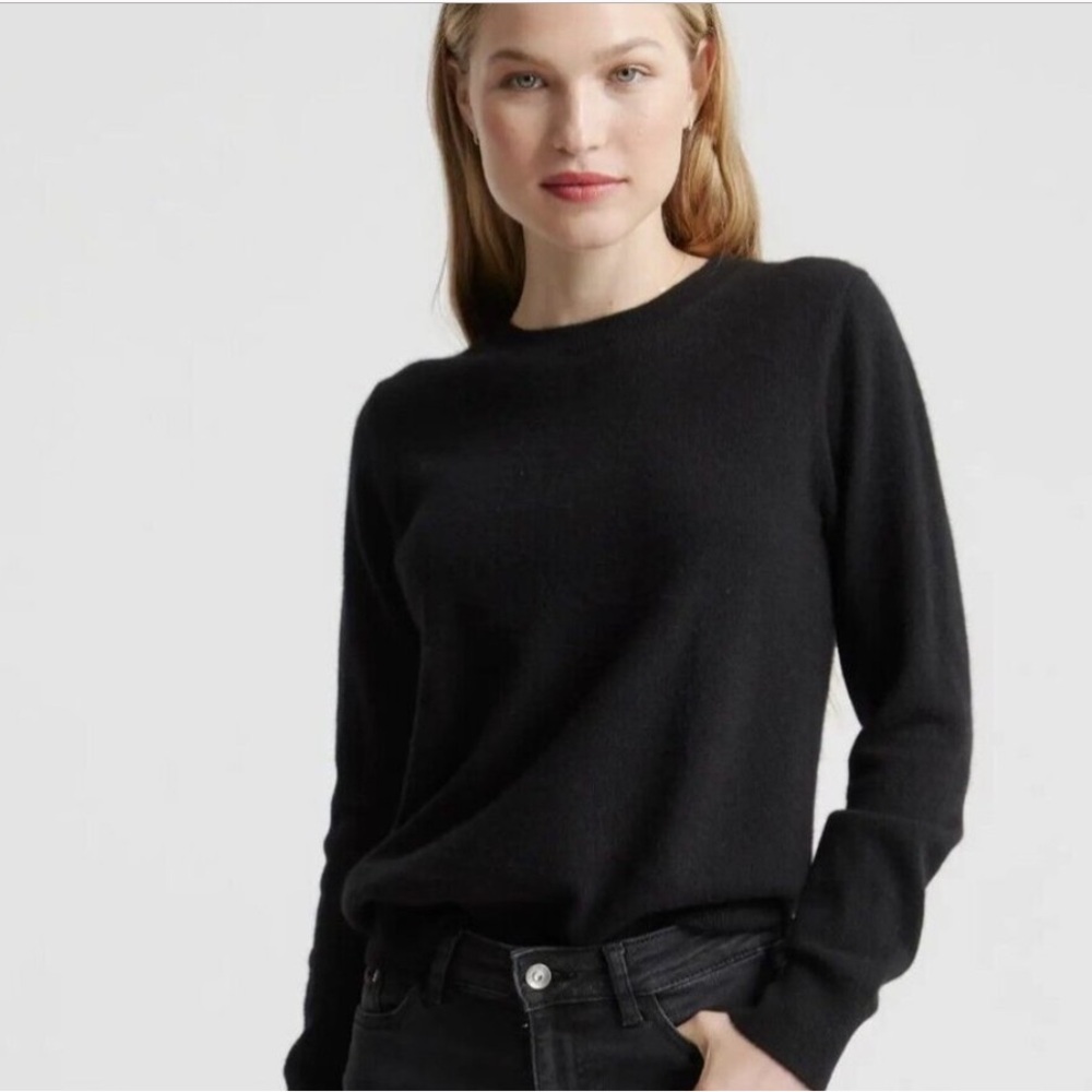 Quince Black Mongolian Cashmere Crew Neck Long Sleeve Sweater Small